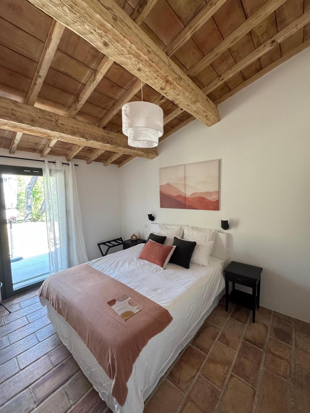 La Cle Des Champs, Boutique Hotel & Spa - Le Mas De Garrigon Roussillon en Isere Exterior foto